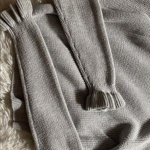 Gray ruffle collar top